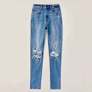 NWOT Abercrombie & Fitch Super Skinny High Rise Jeans, size 28